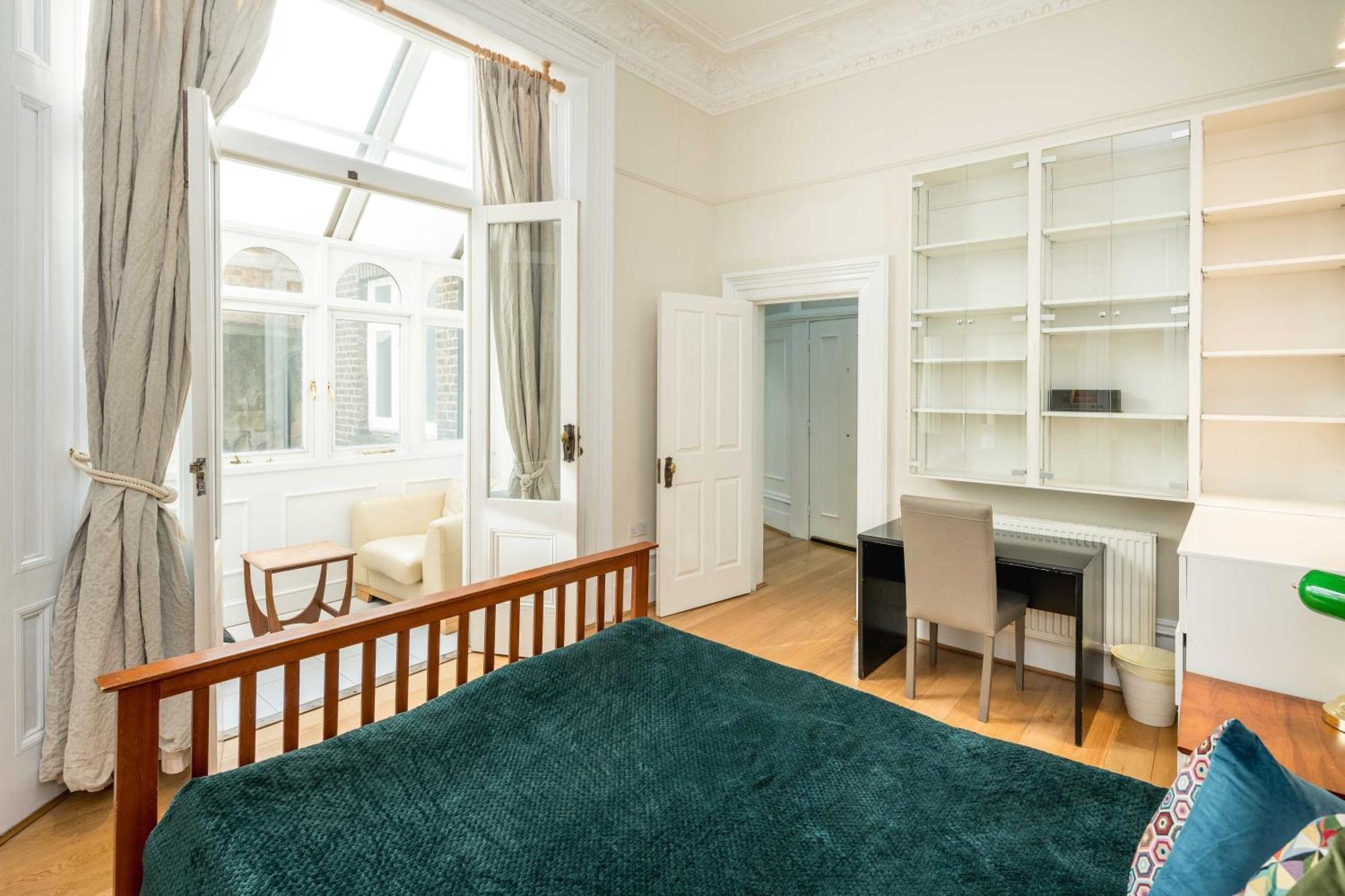 Four Beds By The Station Apartment London Ngoại thất bức ảnh